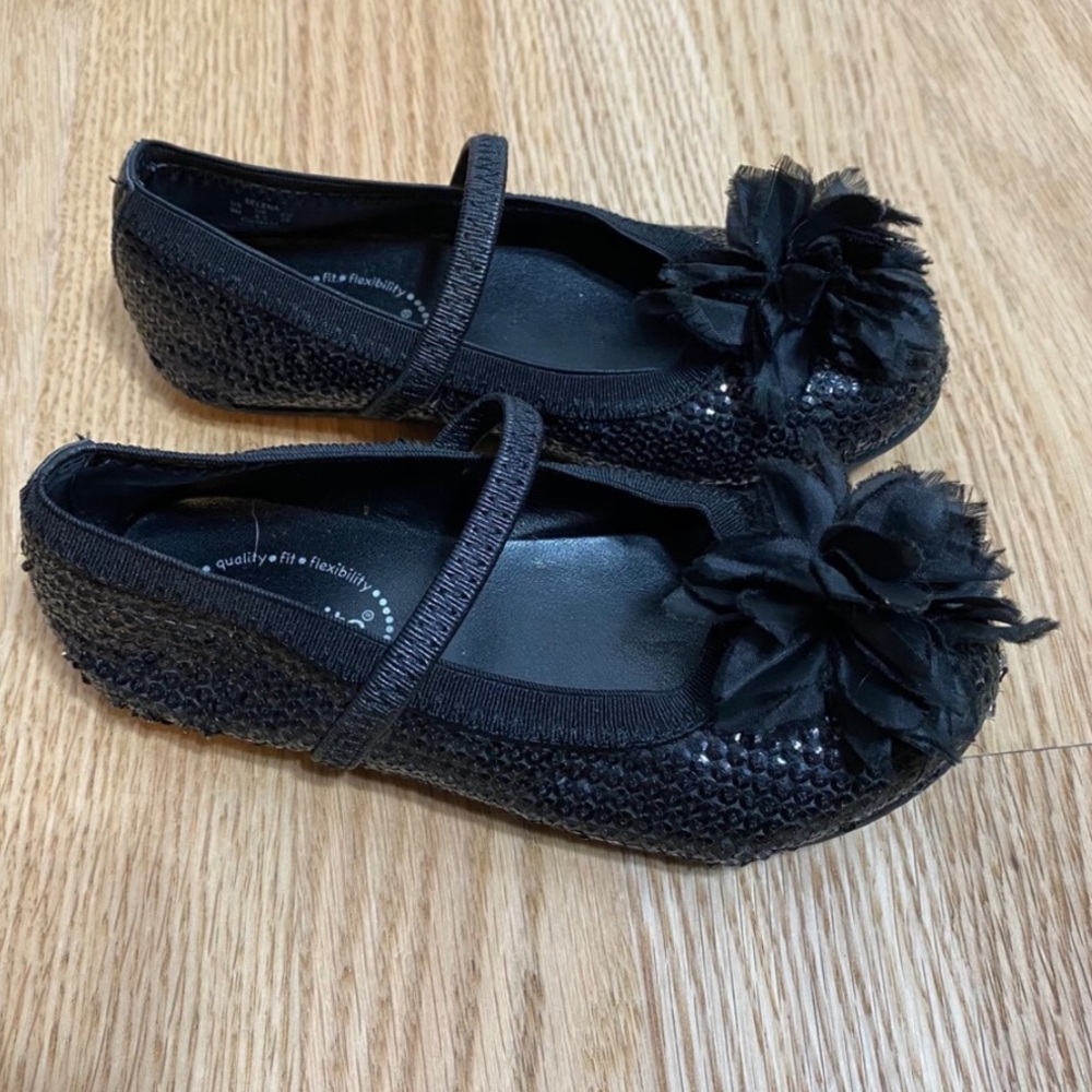 Stride Rite Sequin Flower Toe Flats Sz 9 Selena